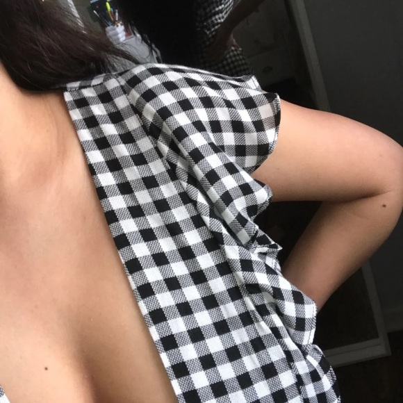 Button up gingham day trip dress! - Picture 3 of 4